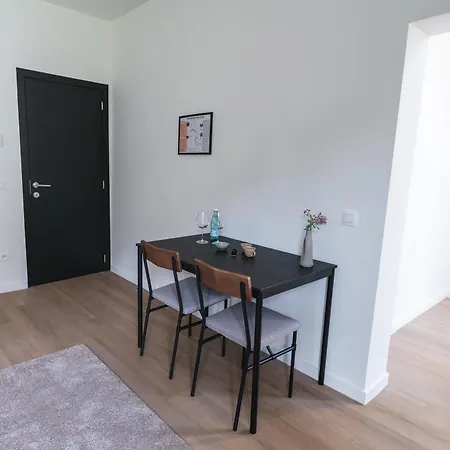 Near Center, Large 7br With Wifi & Tv * Gand