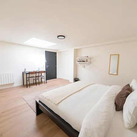 Appartement Near Center, Large 7br With Wifi & Tv Gand
