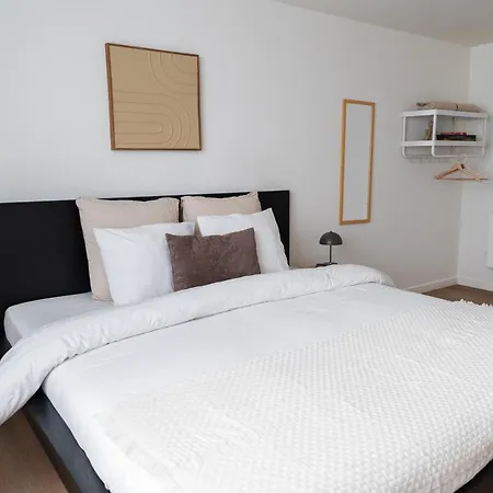 Appartement Near Center, Large 7br With Wifi & Tv Gand