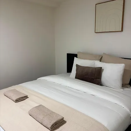 Near Center, Large 7br With Wifi & Tv Appartement Gand